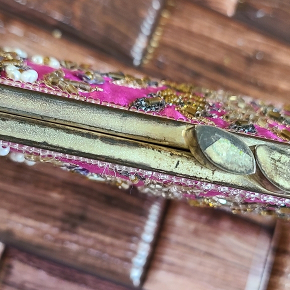 Pink Beaded Santi beaded handbag/clutch - Picture 4 of 12